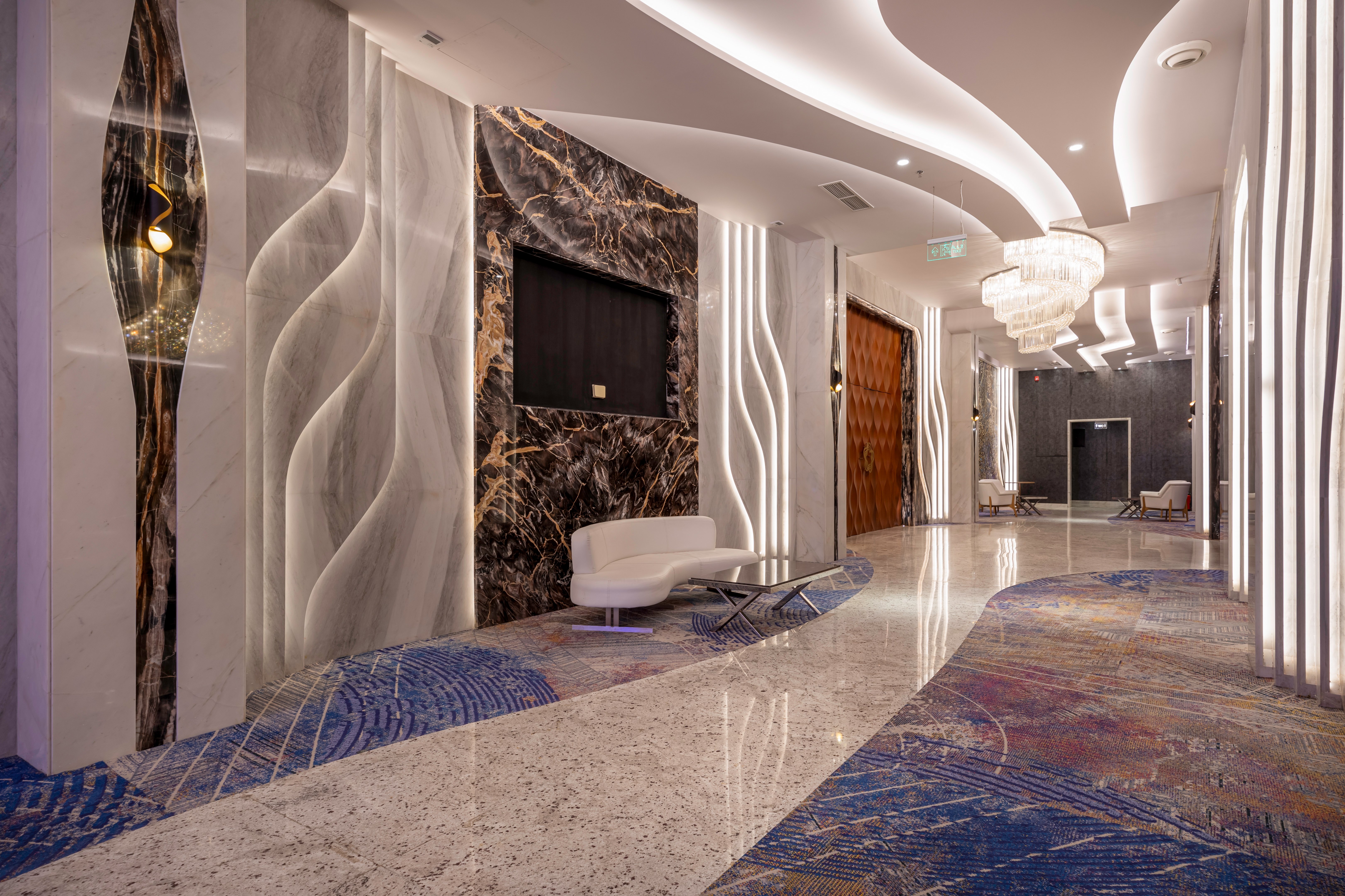 Mirage Hotel & Conference Center 9/53