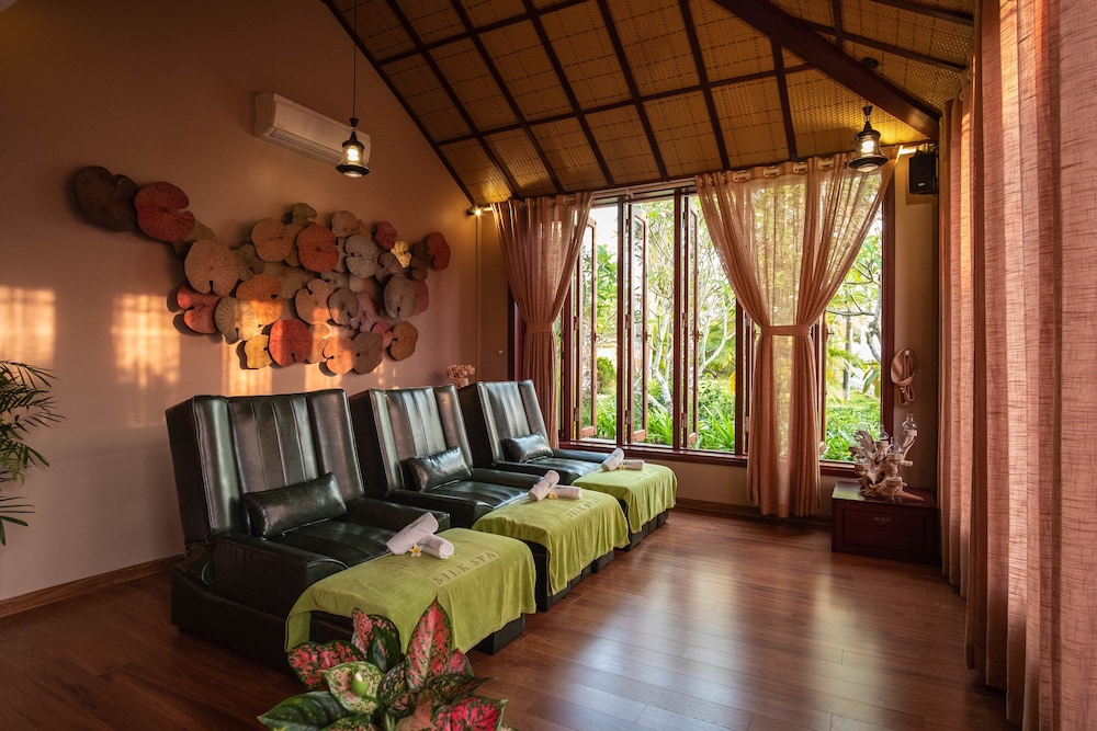 Silk Sense Hoi An River Resort 44/88