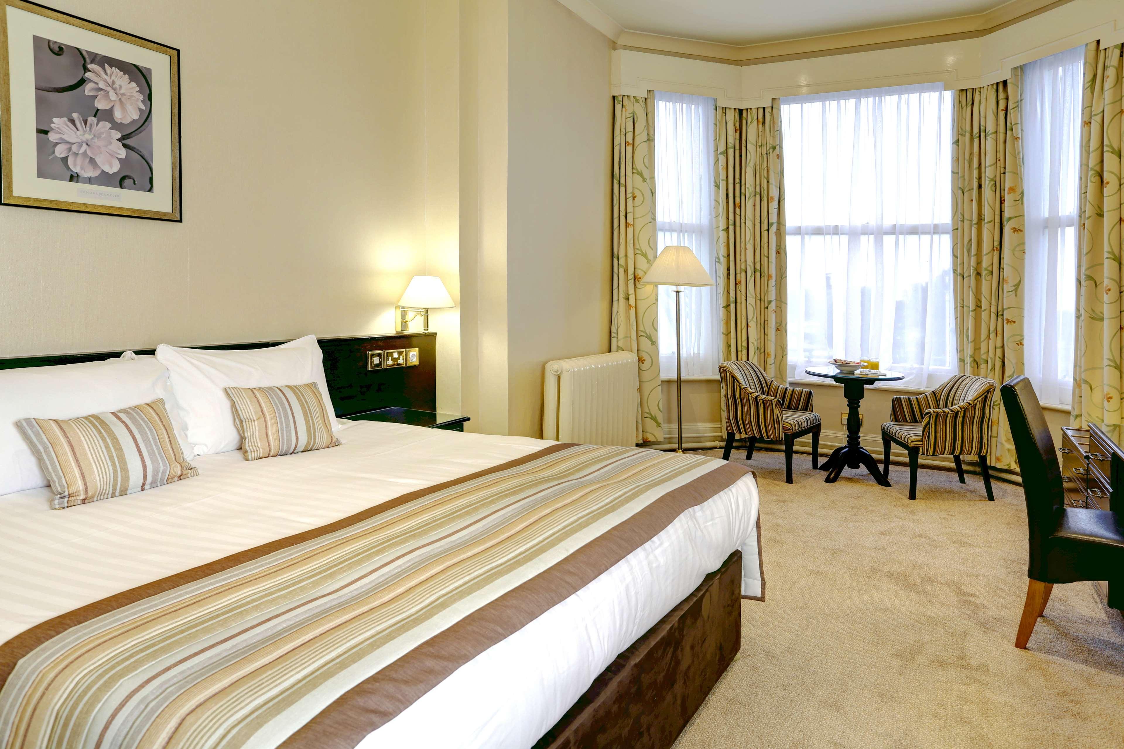 Room, Double Bed