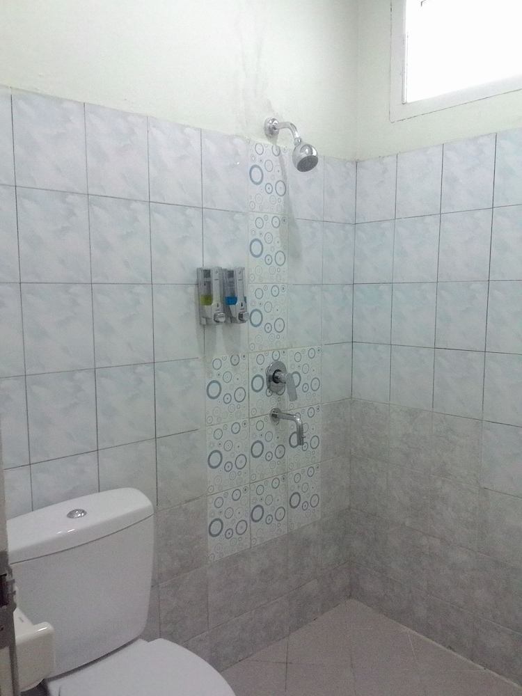 HOTEL BANDARA SYARIAH 48/48