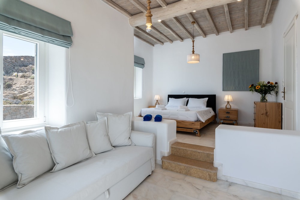 Mykonos Divino 27/50