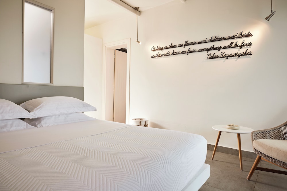 Milos Achivadolimni Hotel Bungalows And Camping Caravan Park 15/50