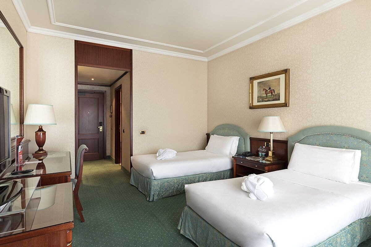 SUPERIOR, TWIN BEDS