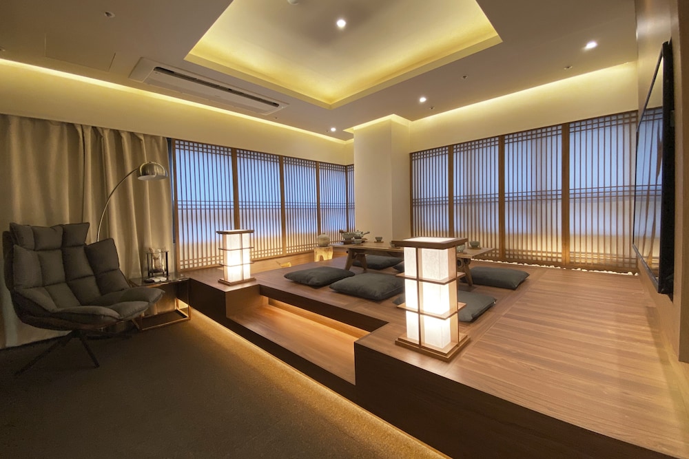 UH Suite The Jongno 31/44