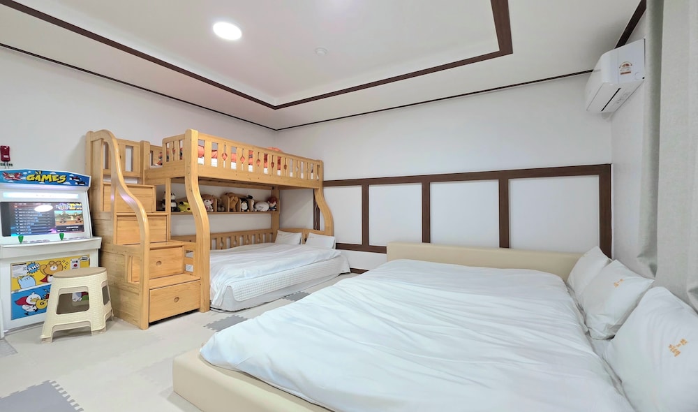 Kids & Family Hotel 24/70
