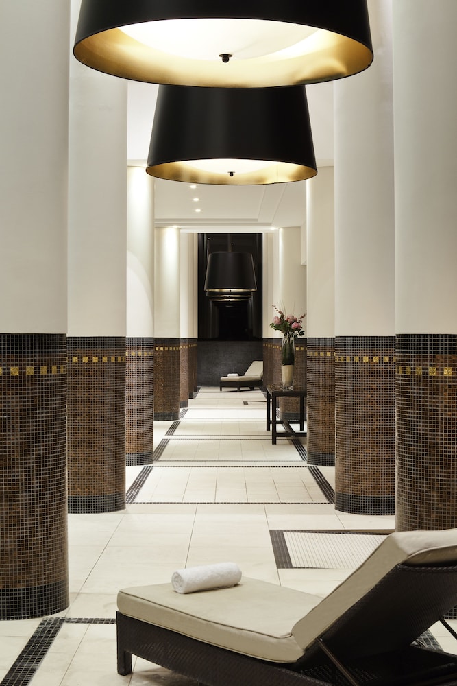 Hotel Barriere Le Grand Hotel Enghien Les Bains 31/33