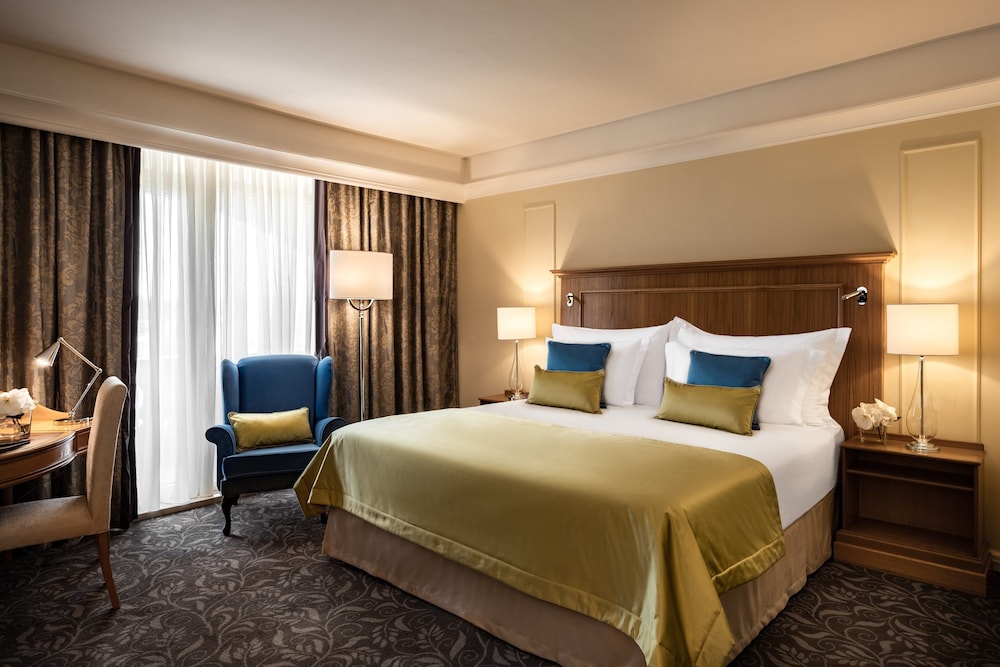 Corinthia Palace Hotel And Spa 17/71