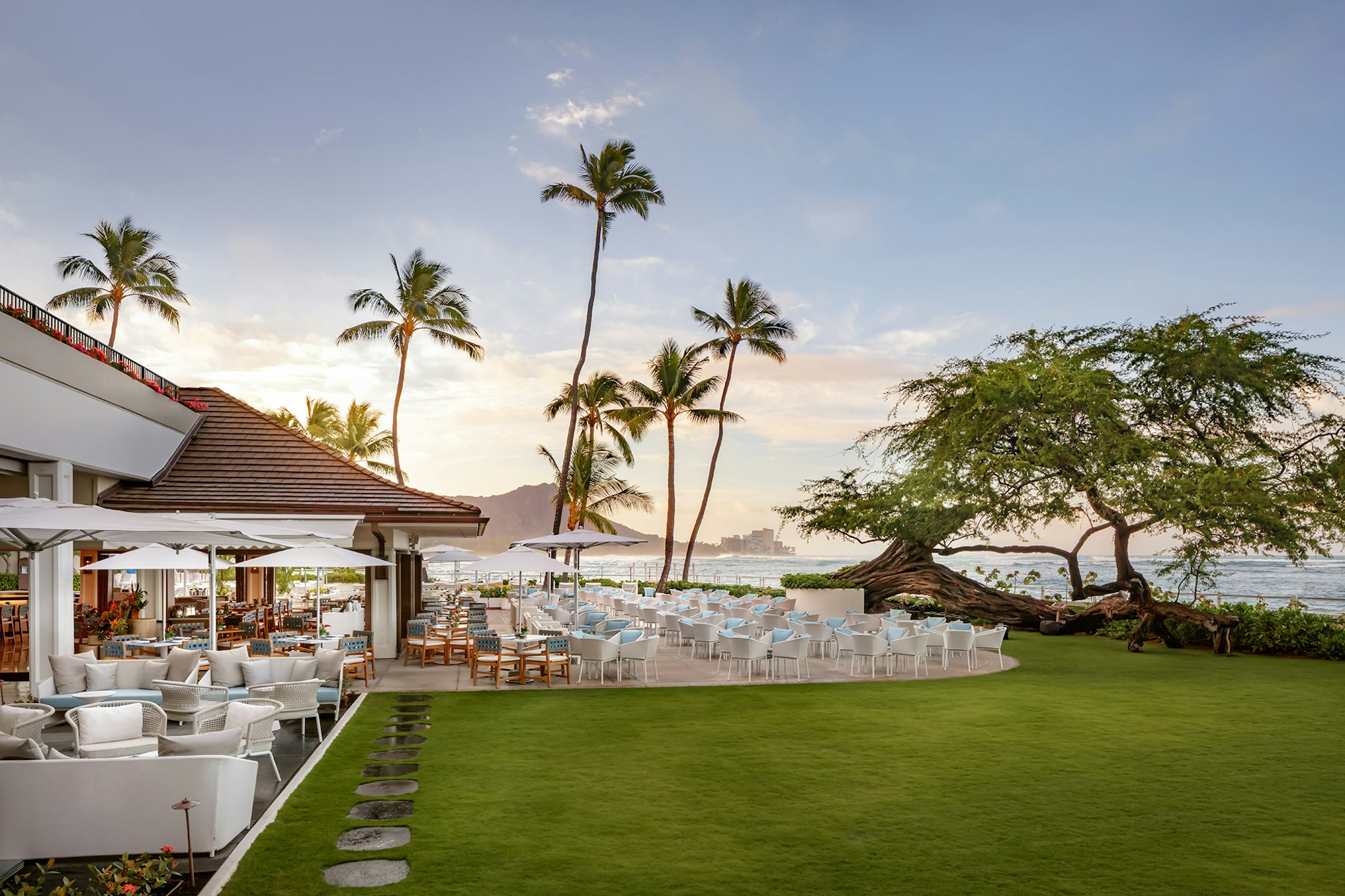 Halekulani 44/50
