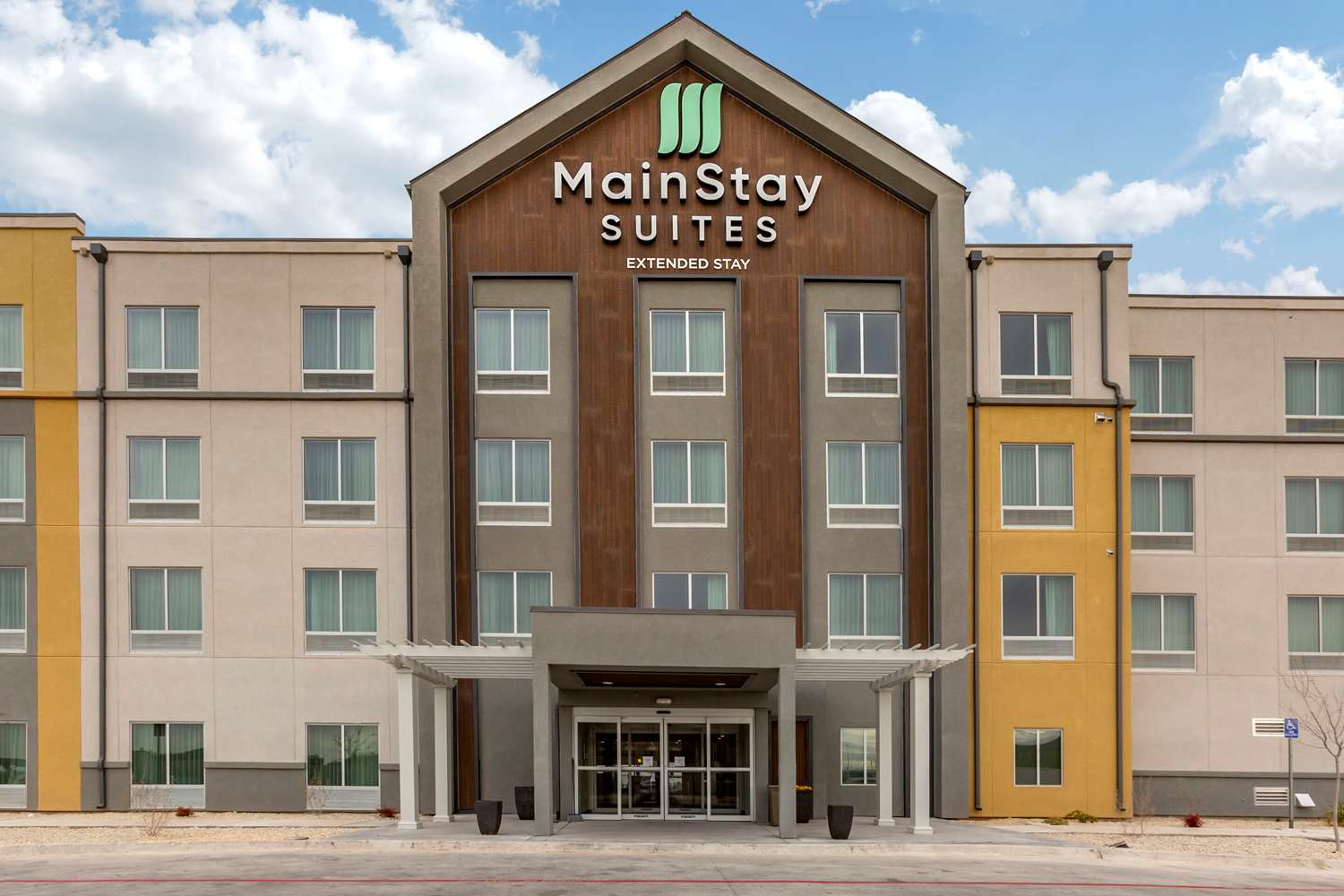 MainStay Suites Carlsbad South 1/13