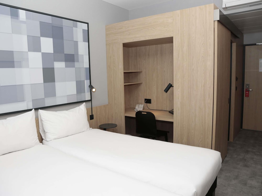 Ibis Chur 10/45