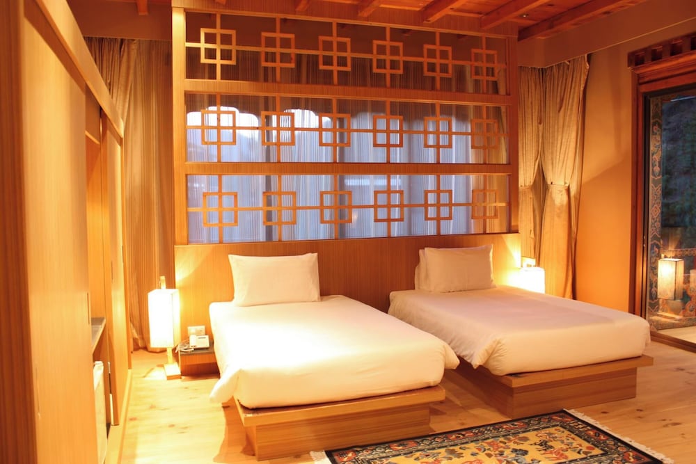 UDUMWARA RESORT 24/50