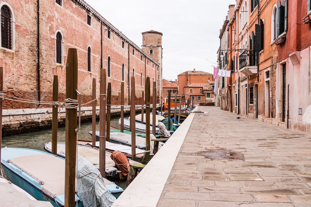 Corderie de la Tana Biennale Exhibition 21/28