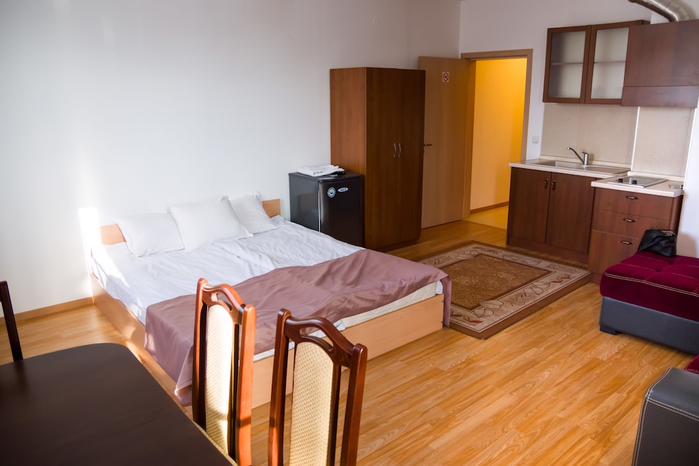 Seven Seasons Hotel and Spa 20/67