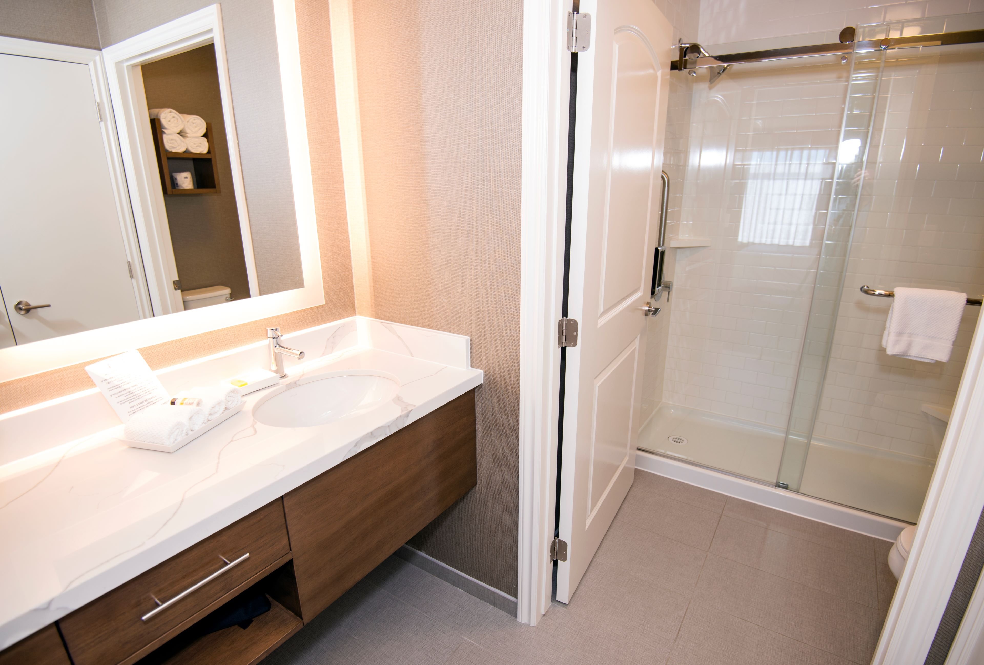 Staybridge Suites Red Deer North 46/50