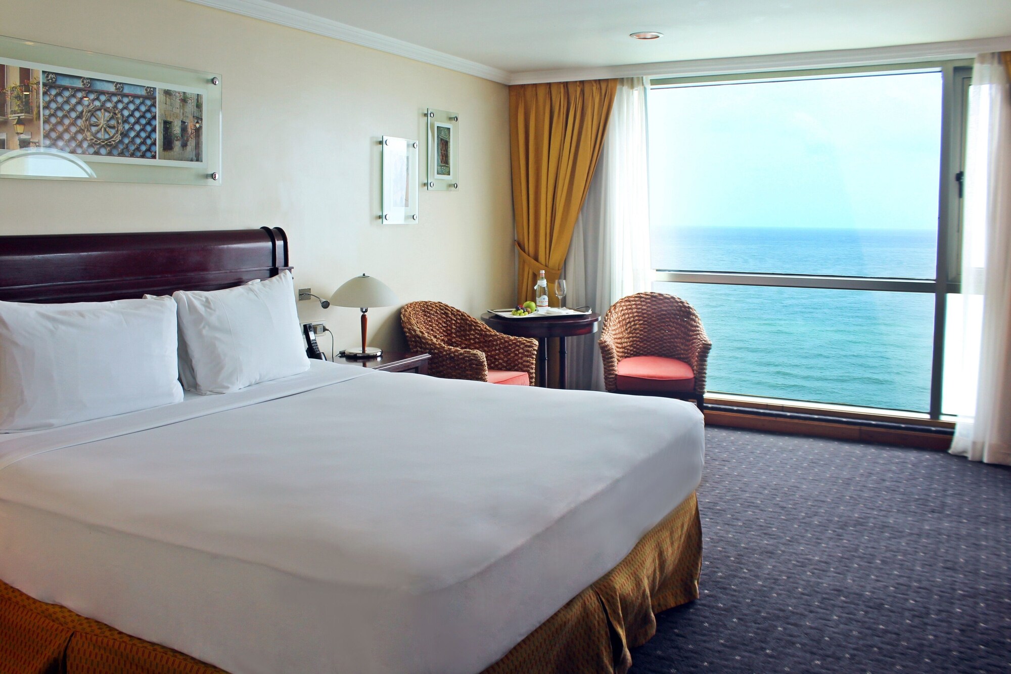 ROOM, OCEAN FRONT