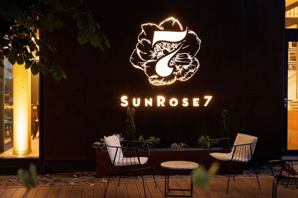 Sunrose 7 Heritage Boutique Hotel 8/62