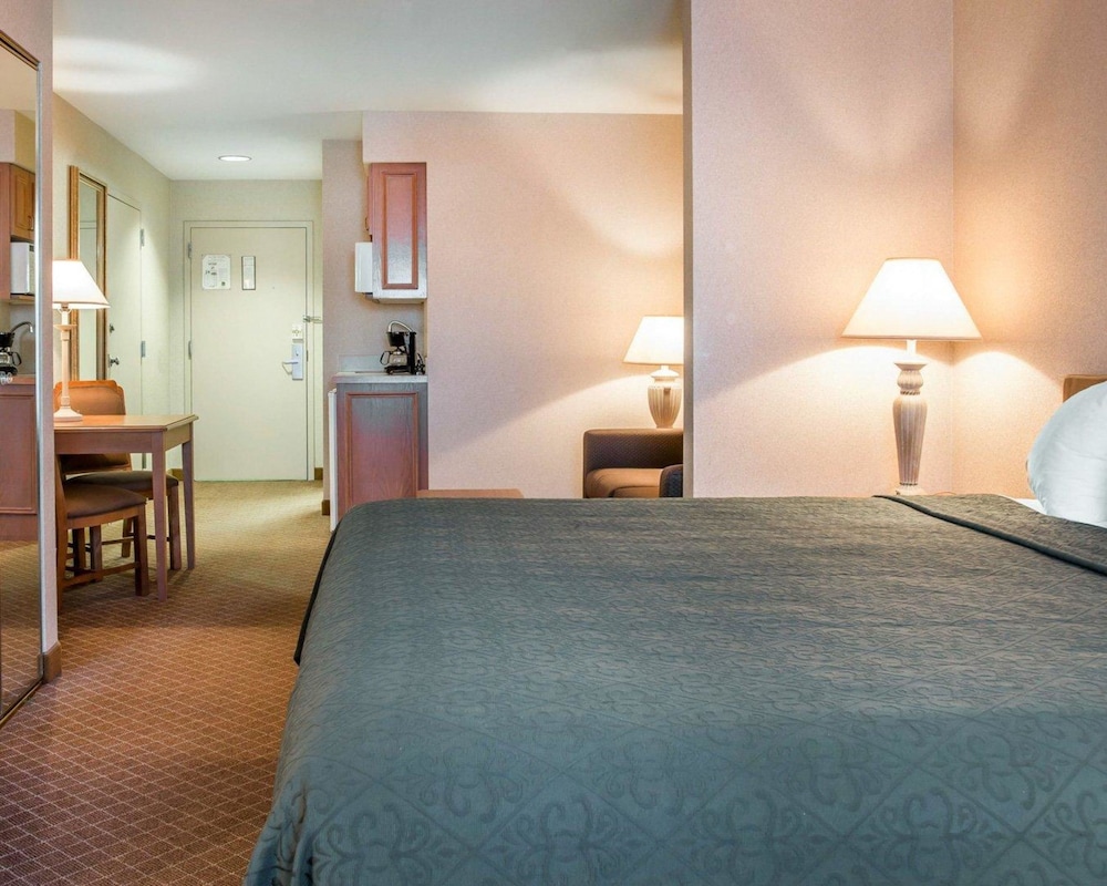 Quality Inn & Suites Monroe 12/48