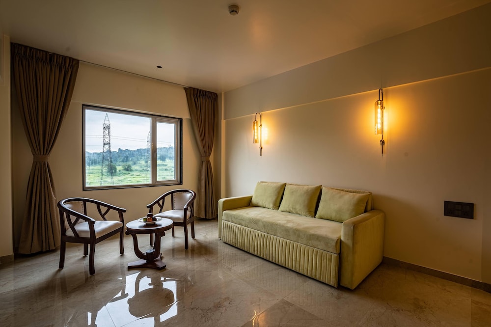 Mastiff Grand The Sia Palace Suites & Banquets, Khopoli 37/61