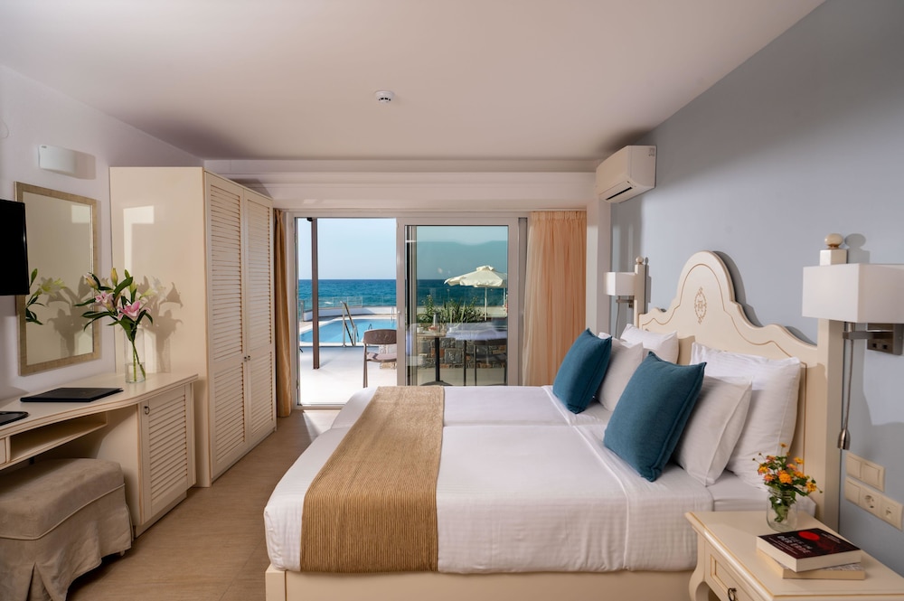 Alexander Beach Hotel & Village Resort 10/49