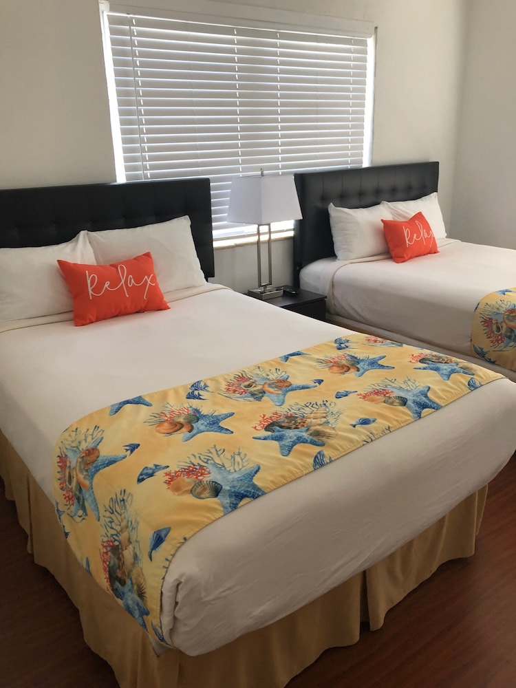 Beach Place Hotel 19/39