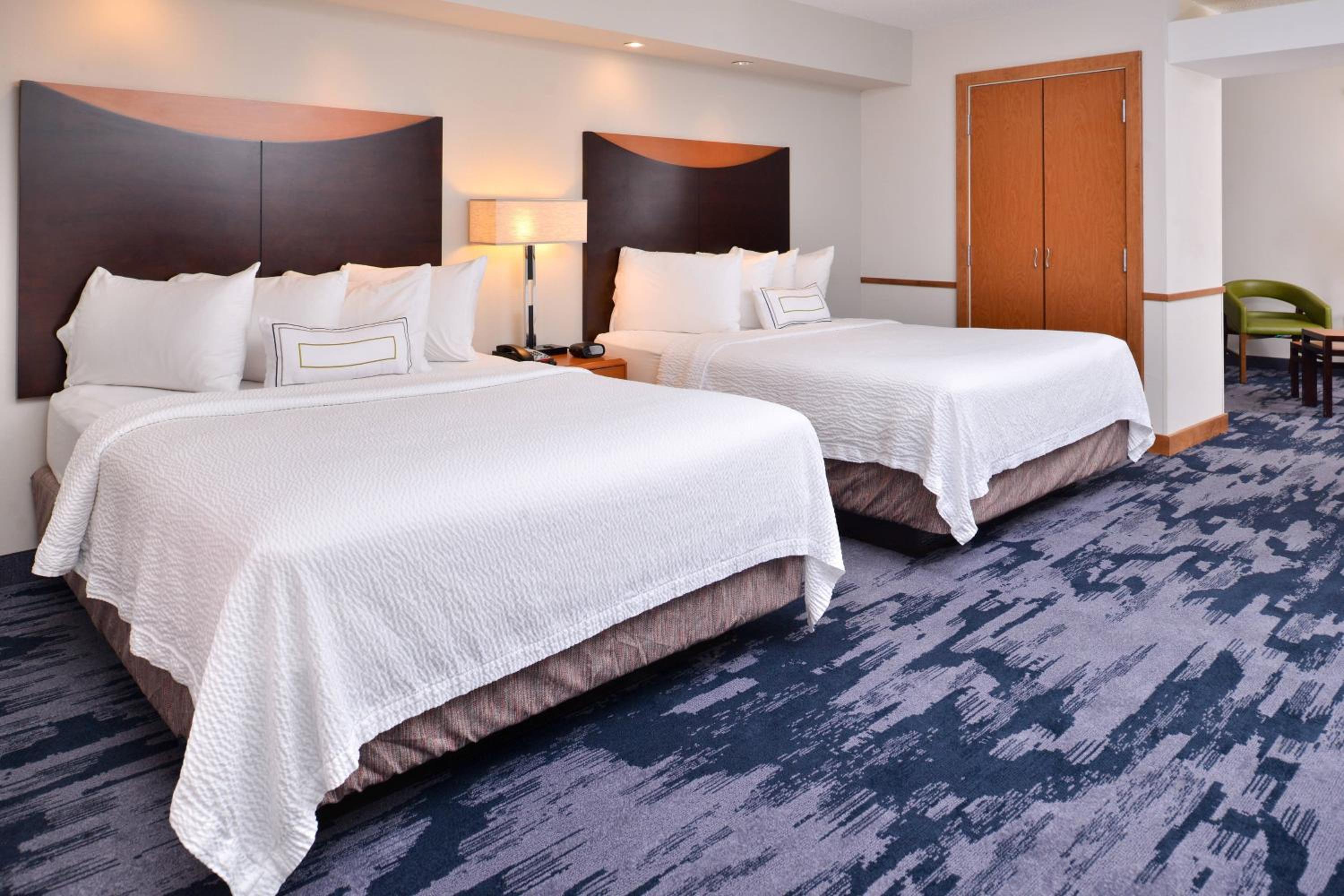 Room, Queen Bed