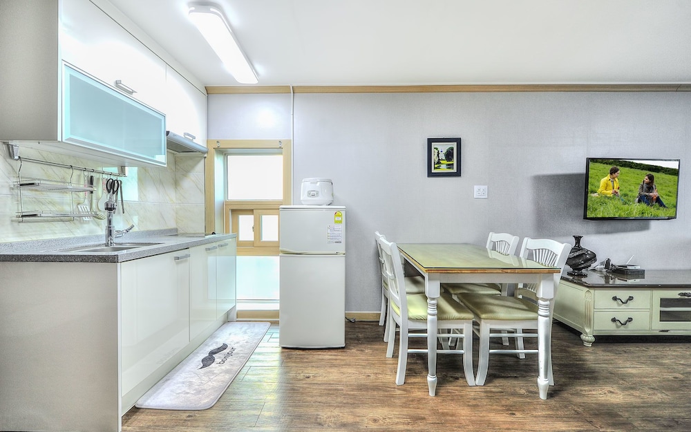 Sokcho Esher House Pension 20/34