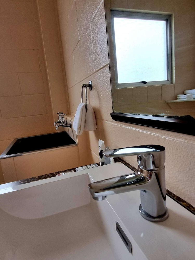 Cedar Lodge Motel Hamilton 25/50
