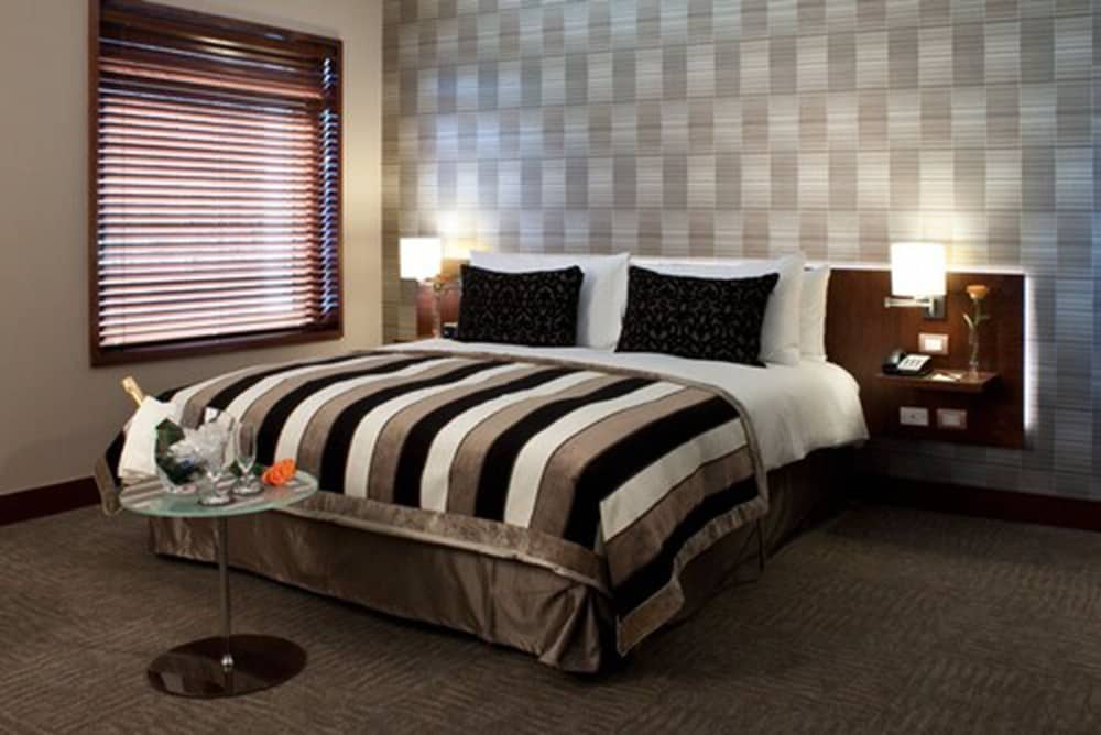 غرفة بريميوم بسرير كينج، Intercontinental Santiago 2/6