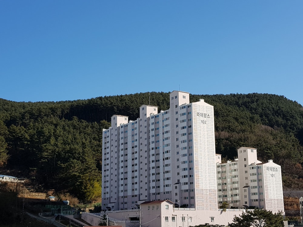 Hotel Maison De Geoje 1/36