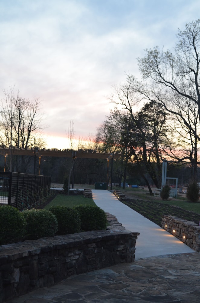Pratt Place Inn and Barn 44/50