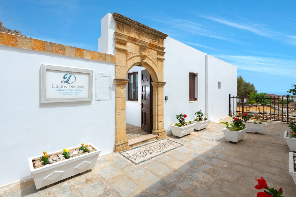HOTEL LINDOS DIAMOND EXCLUSIVE VILLA 7/37