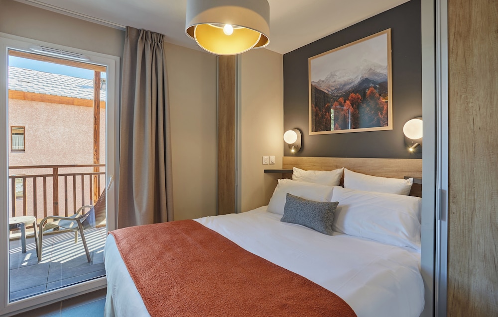 Apartment, Twin Beds, Bunk Bed, Trundle Bed, Mountain View