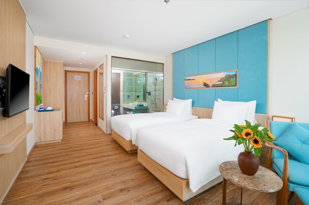 Sala Grand TuyHoa Hotel 8/50