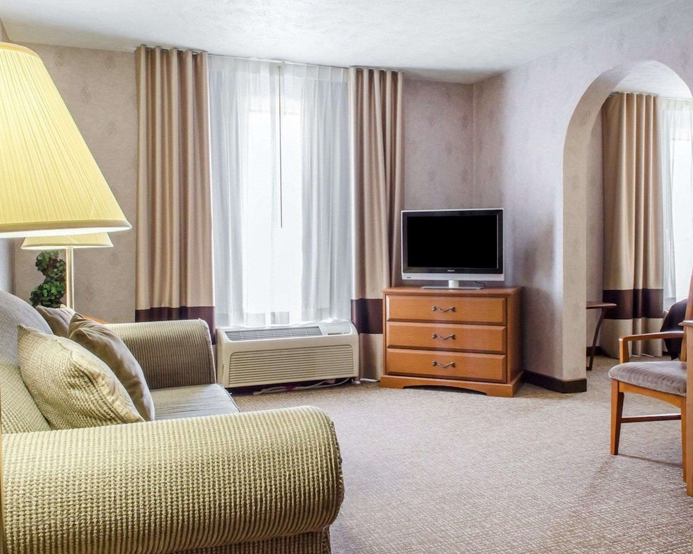 Comfort Inn Huntingdon, PA 17/34