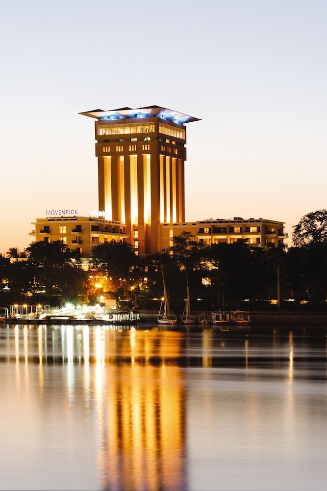 Movenpick Aswan 8/66