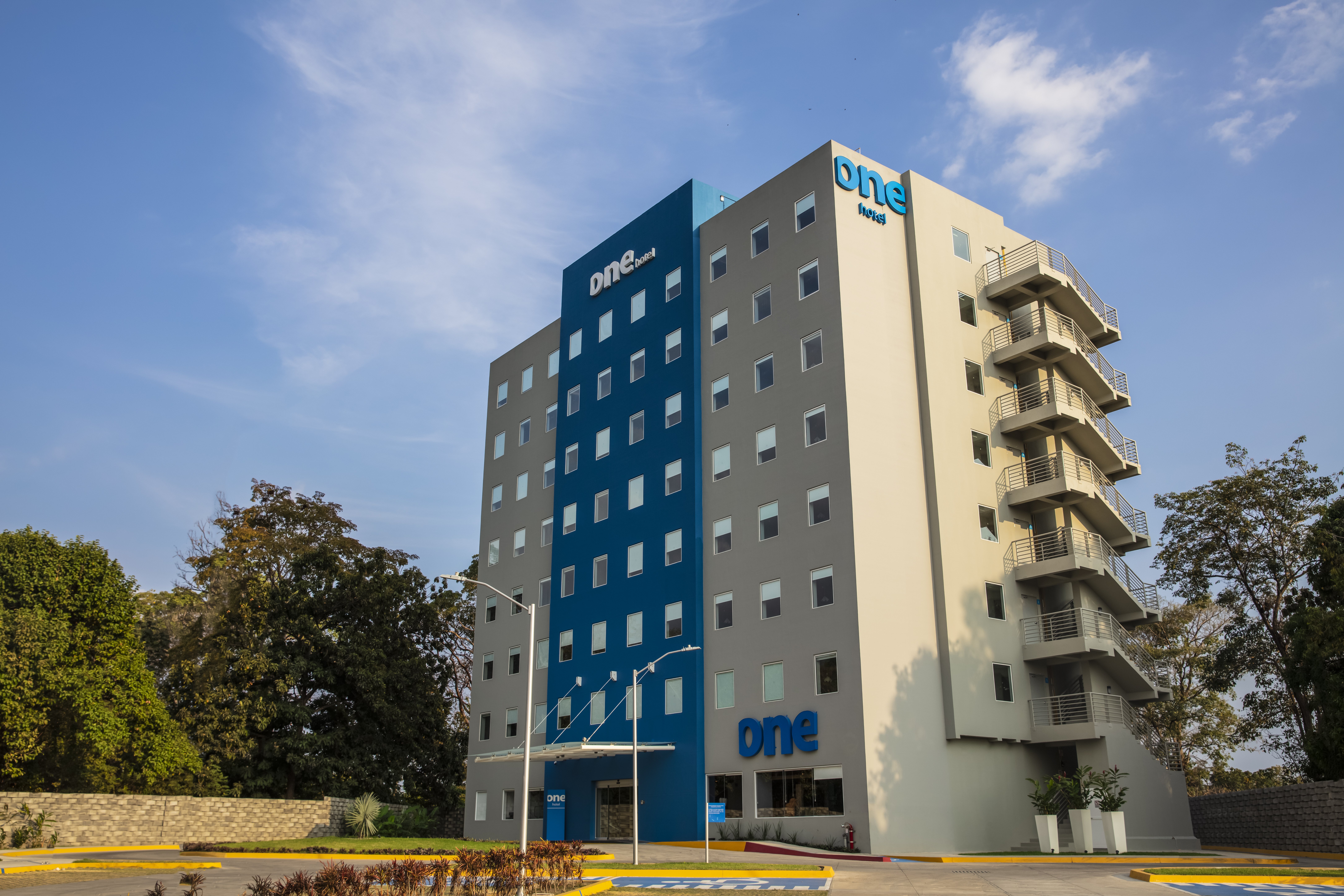 One Tapachula 2/50