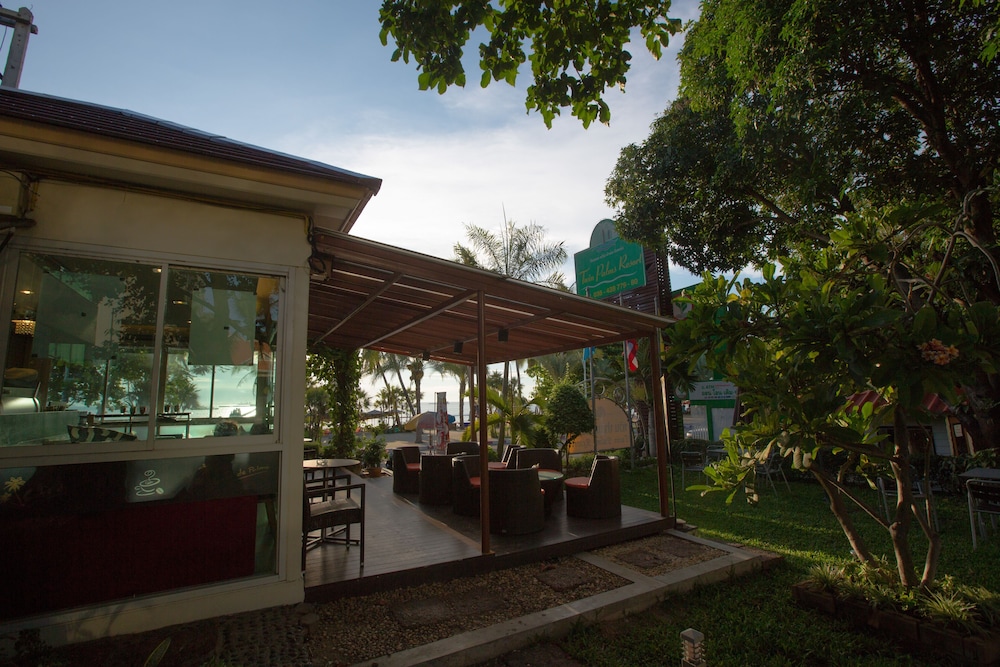 Twin Palms Resort 16/52