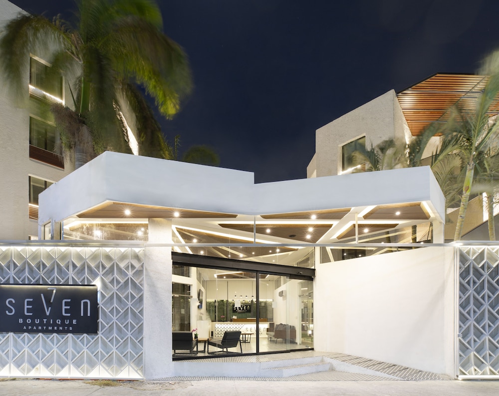 Seven Boutique Apartments 5/55