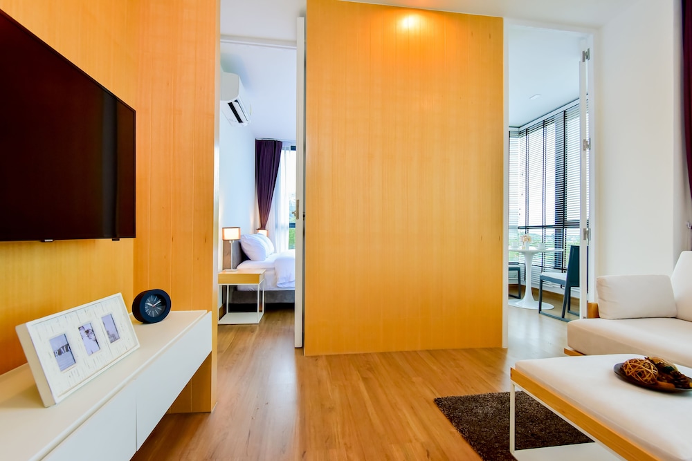 HILL MYNA CONDOTEL 25/56