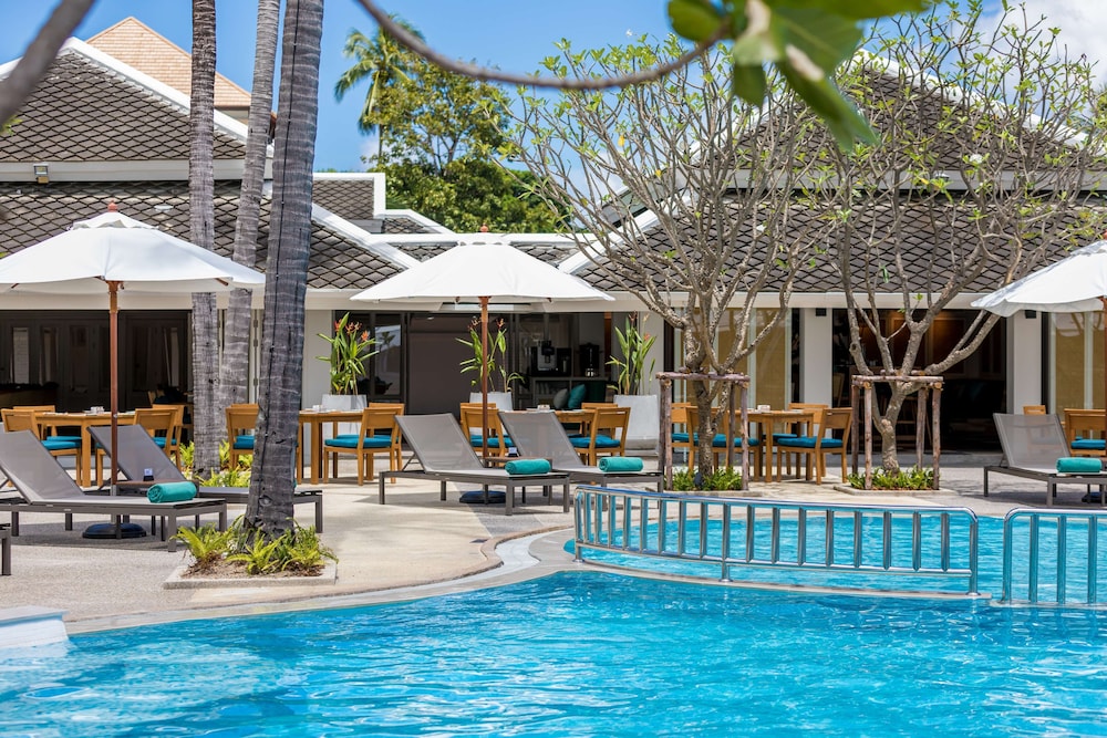 OUTRIGGER Koh Samui Beach Resort 80/85