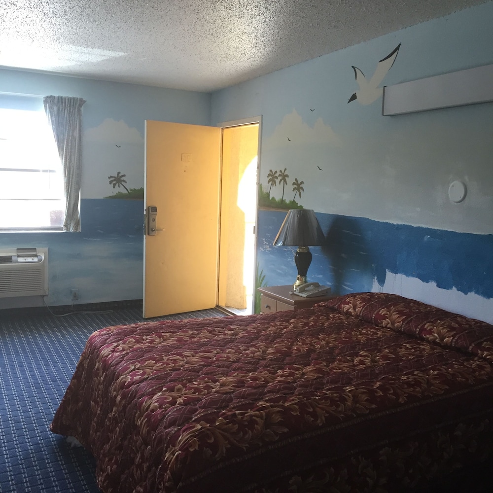 Guest Inn Suites 17/40