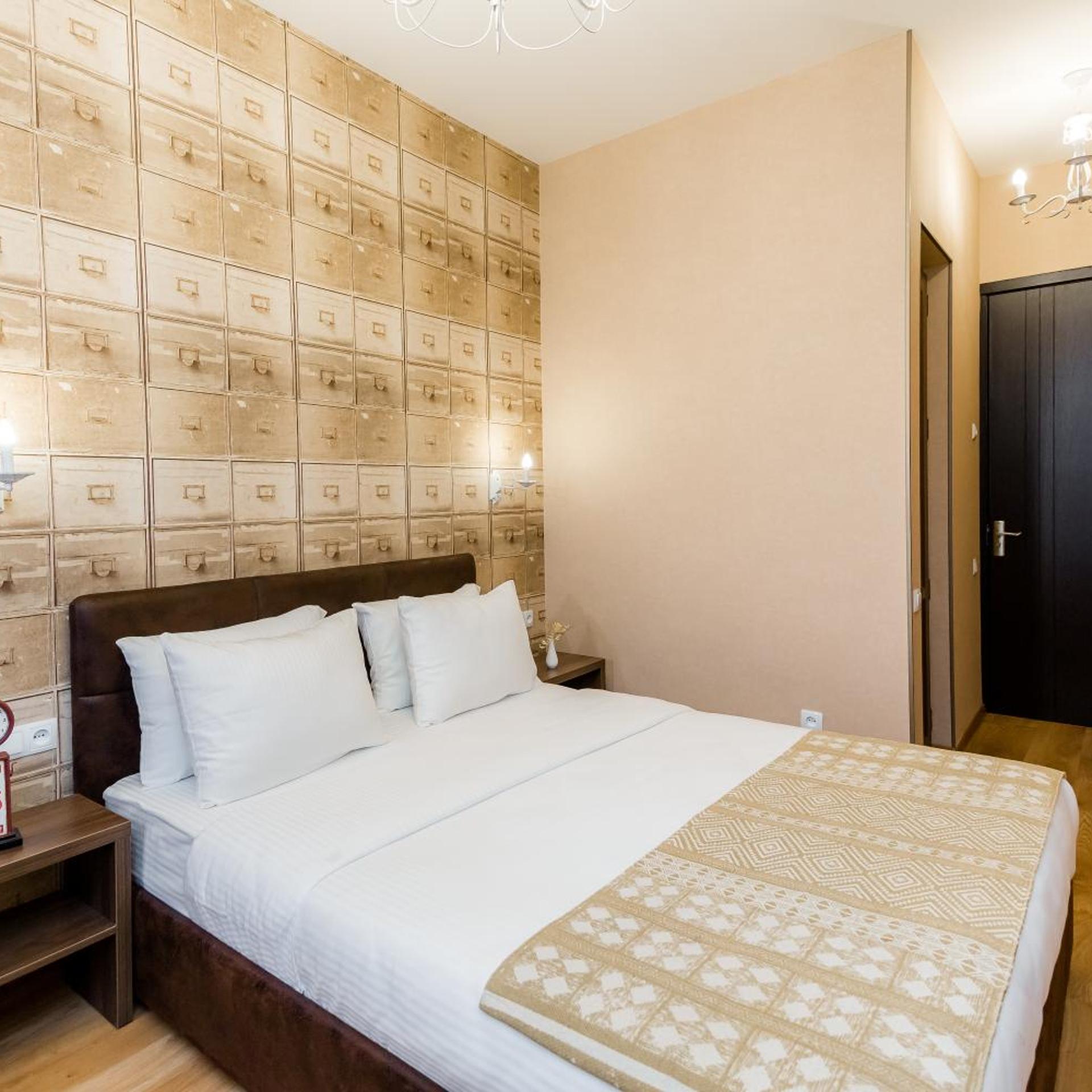 Standard, Double Bed