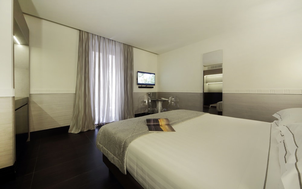 Unica Suite Rome 19/63