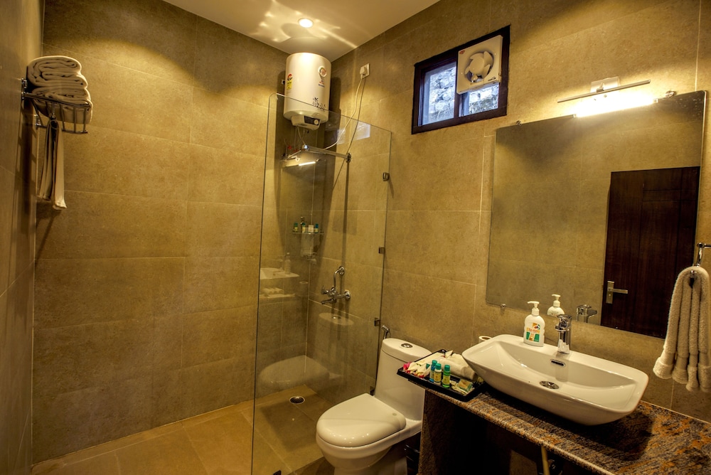 The Grand Shiva Resort 48/50
