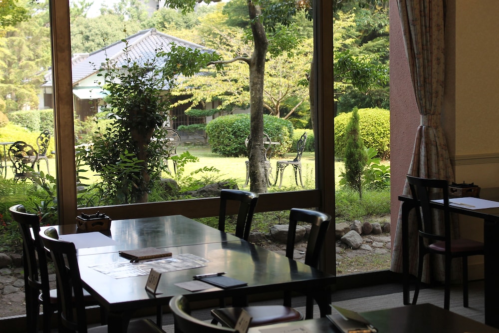 Beppu Housensou 34/42