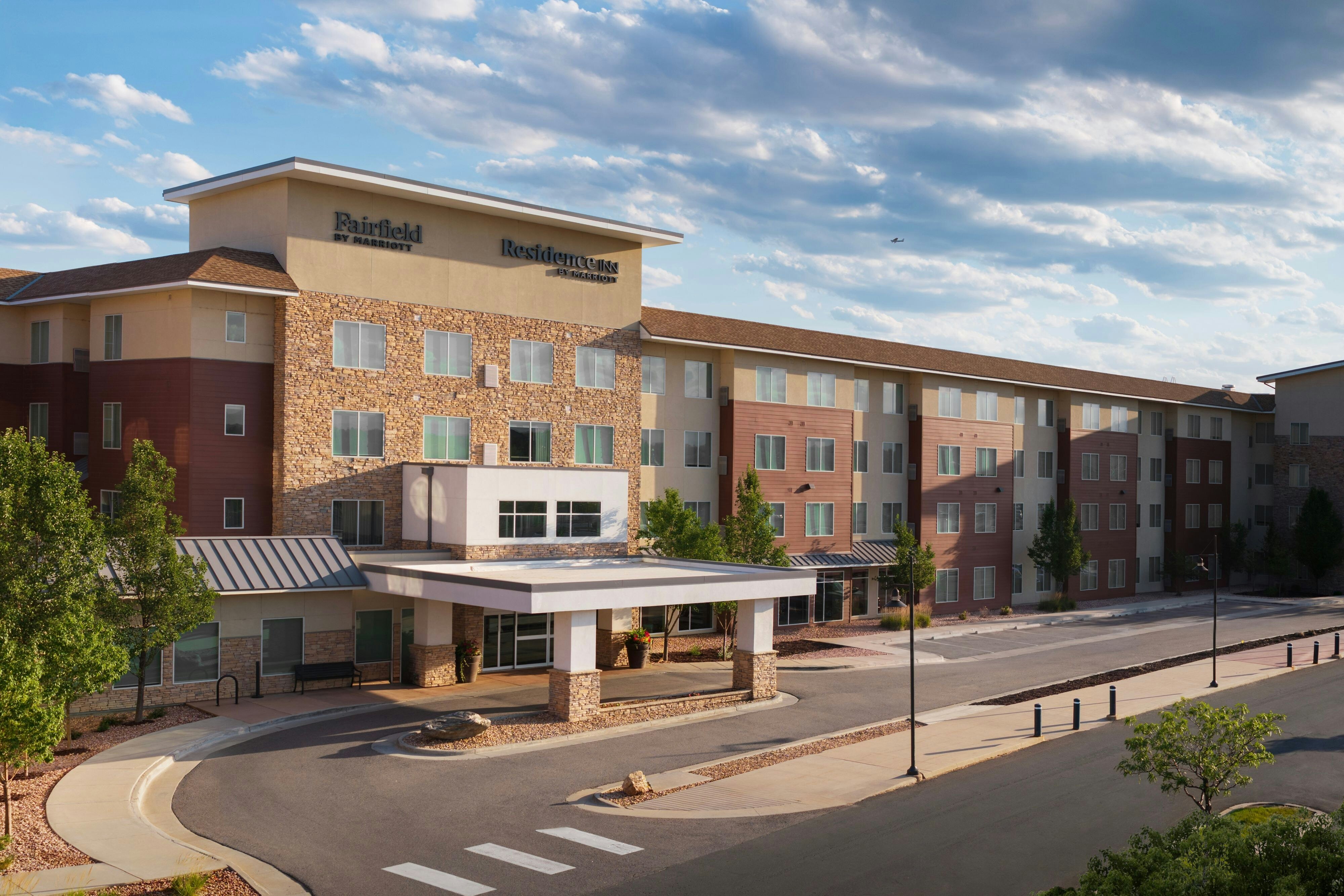 FAIRFIELD INN & SUITES BOULDER BROOMFIELD/INTERLOCKEN 6/59