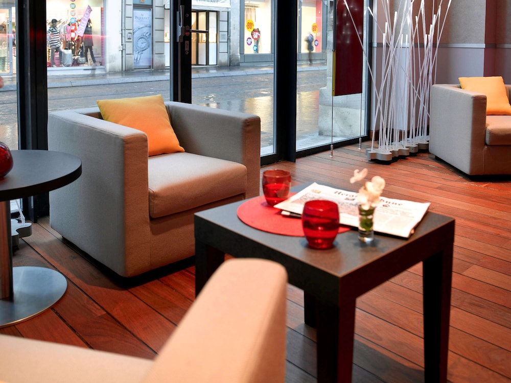 Aparthotel Adagio Strasbourg Place Kléber 39/67