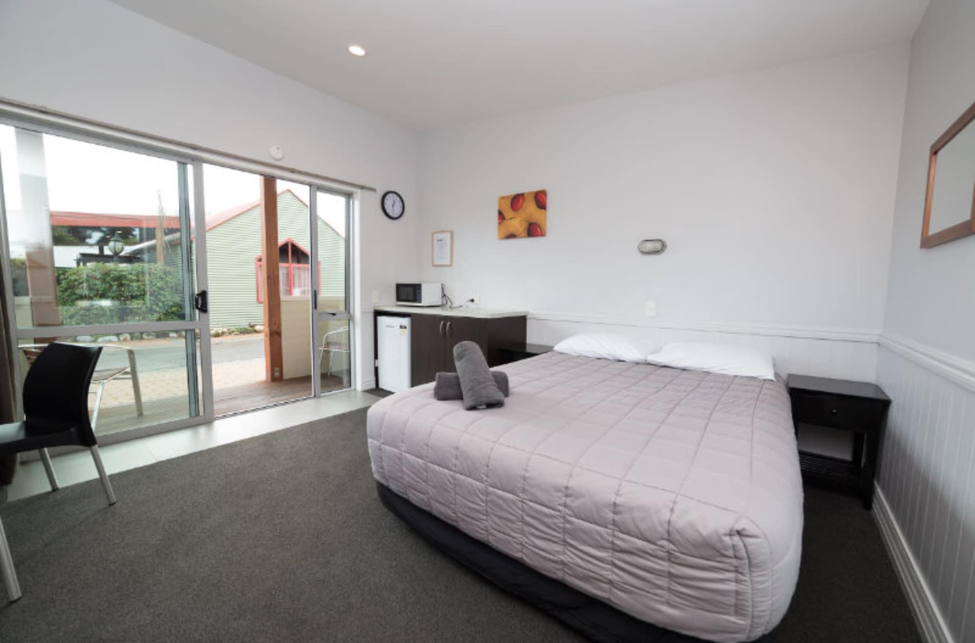Family, Studio, Cabin, Bunk Beds, Queen Bed