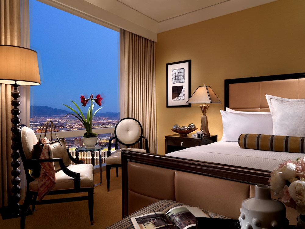 Trump International Hotel Las Vegas 23/83