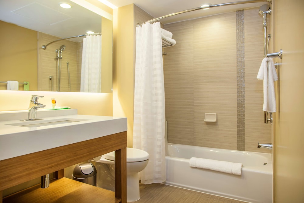 Courtyard by Marriott La Paz Baja California Sur 13/59